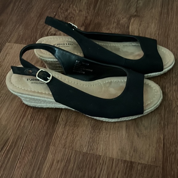 St. John’s 2 inch wedge heel - Picture 3 of 3